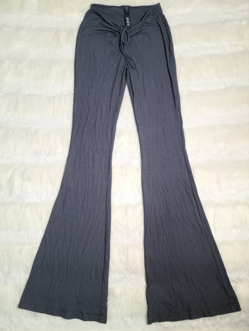 SKIMS Soft Lounge Ruched Flare Pants Graphite Women XS NEW